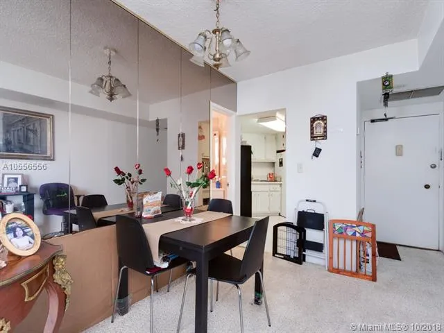 Four Ambassadors #1270 image #16