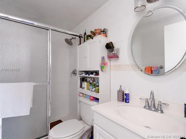 Four Ambassadors #1270 image #8