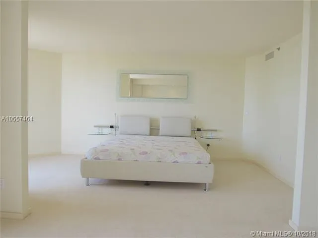 Williams Island 2600 #606 image #29