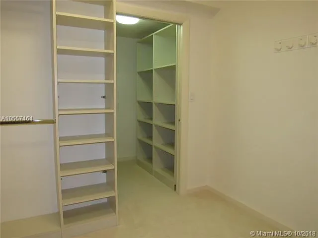 Williams Island 2600 #606 image #34