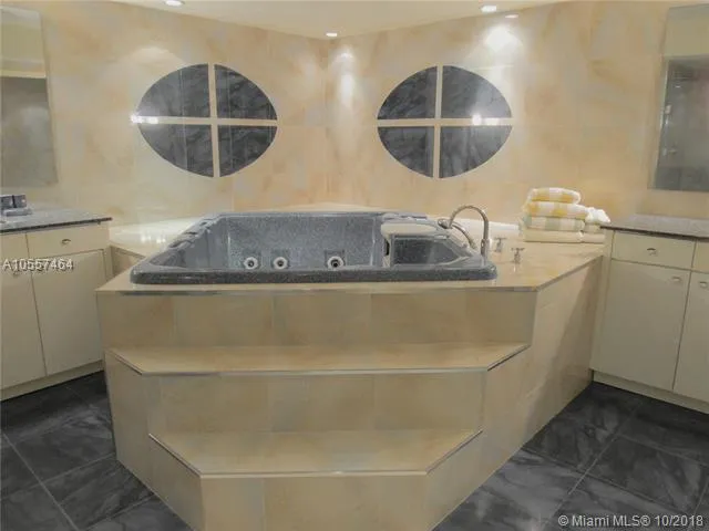 Williams Island 2600 #606 image #36