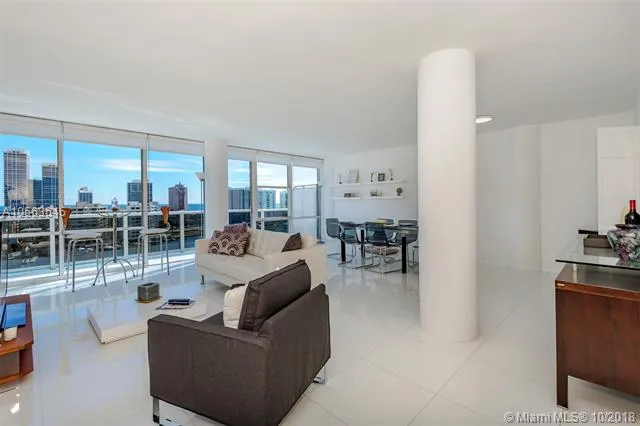 King Cole #1022 image #11