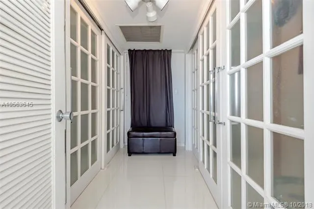 King Cole #1022 image #21