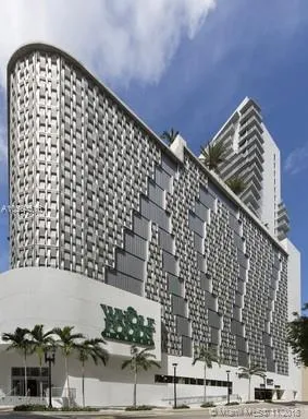 Monarc at Met 3 #2310 image #24