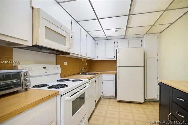 Delvista Towers #1421 image #15