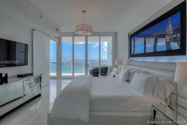 Paramount Bay #3003 image #12