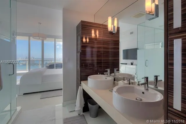 Paramount Bay #3003 image #13