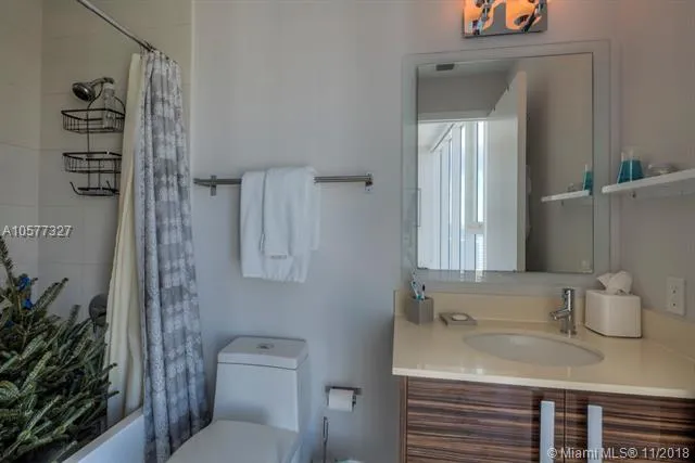 Paramount Bay #3003 image #23