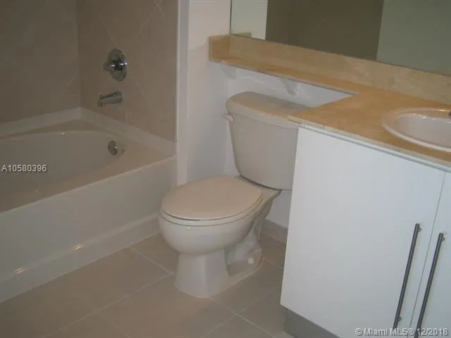 One Miami #1910 image #9