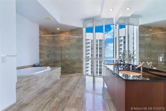 Trump Tower 2 #3901 image #19