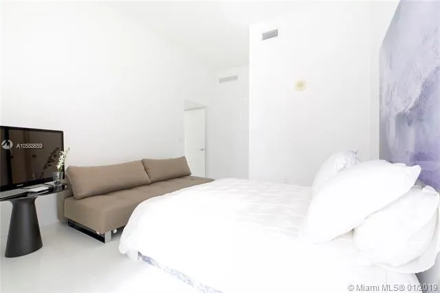 Trump Tower 2 #3901 image #23