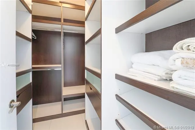 Trump Tower 2 #3901 image #31