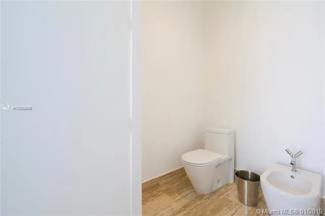 Trump Tower 2 #3901 image #32