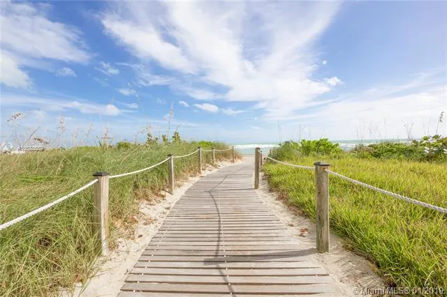 Trump Tower 2 #3901 image #52