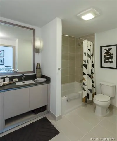 Monarc at Met 3 #1917 image #6