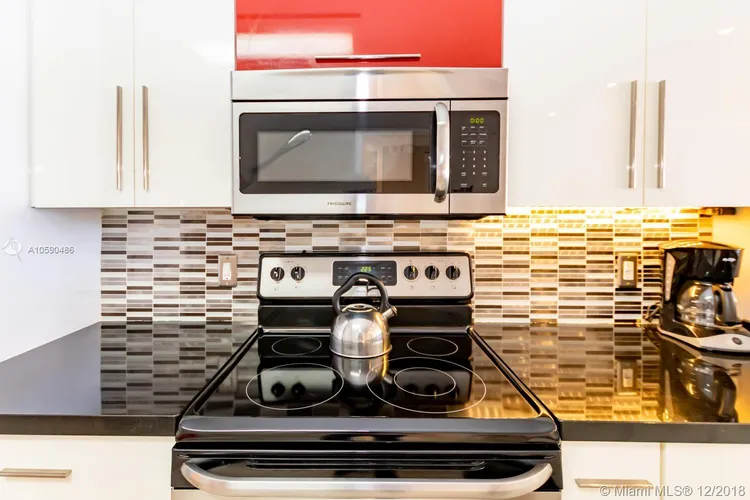 Golden Bay Club #907 image #11