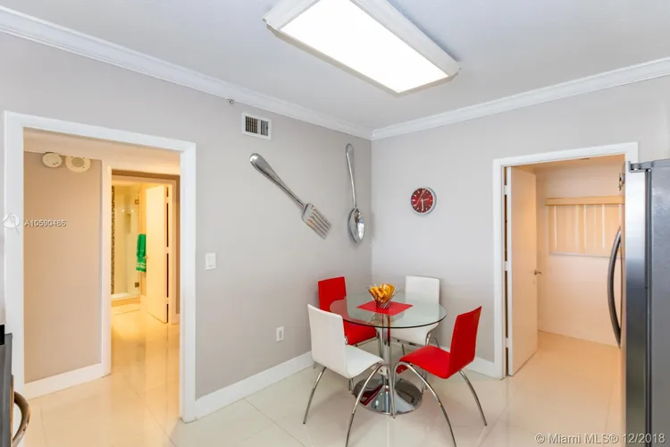 Golden Bay Club #907 image #12