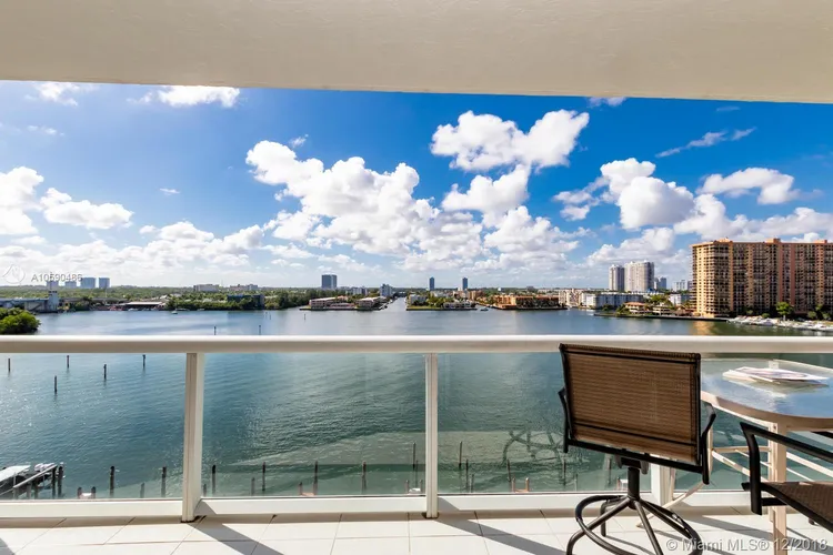 Golden Bay Club #907 image #24