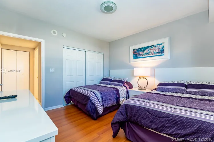 Golden Bay Club #907 image #32