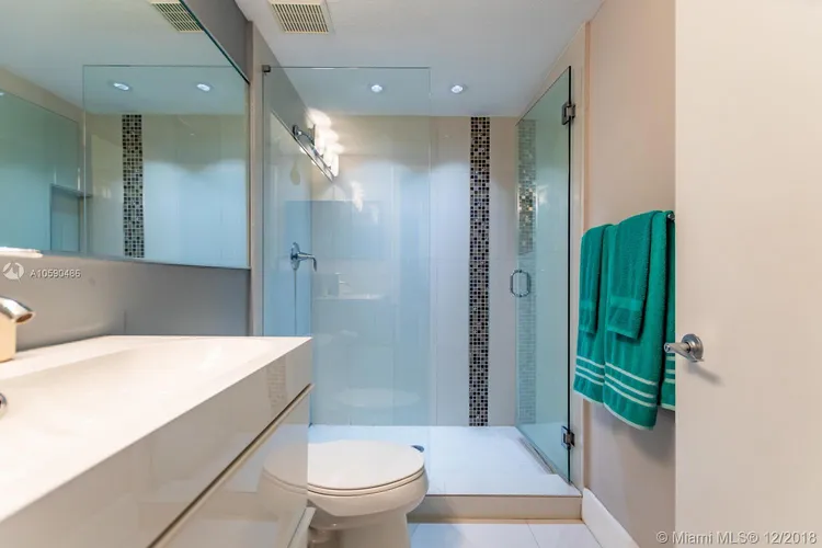 Golden Bay Club #907 image #34