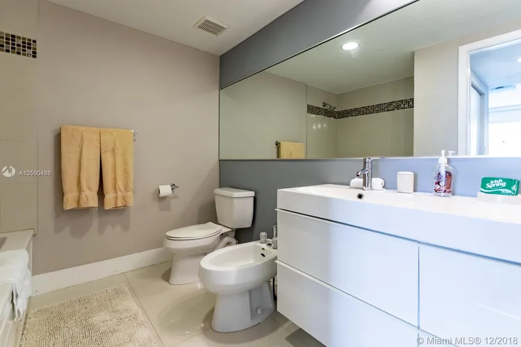 Golden Bay Club #907 image #42