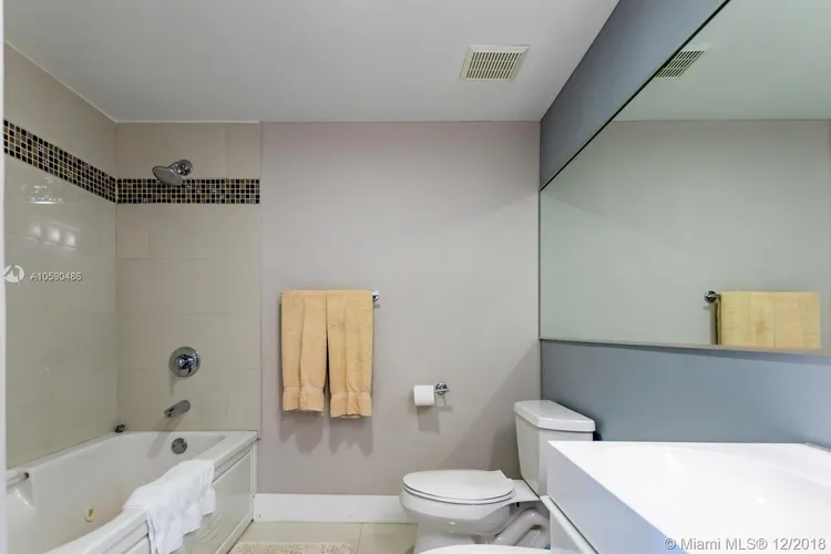 Golden Bay Club #907 image #43