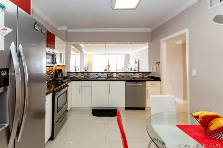 Golden Bay Club #907 image #7