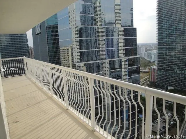The Club at Brickell #3323 image #10