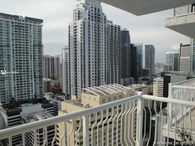 The Club at Brickell #3323 image #6