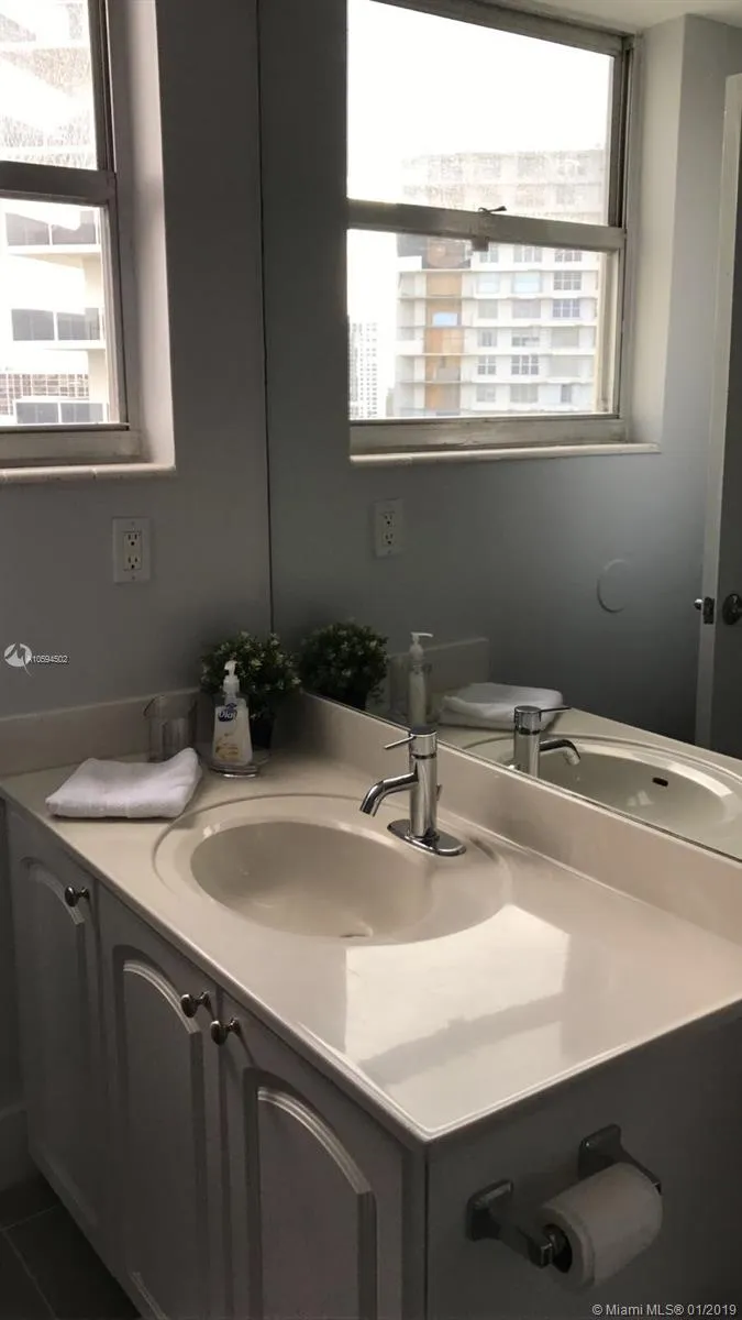 The Tides On Hollywood Beach #10V image #10