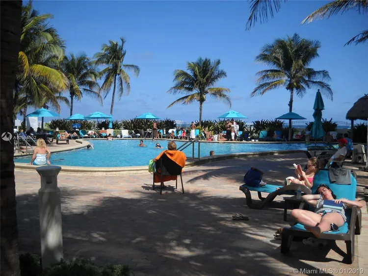 The Tides On Hollywood Beach #10V image #18