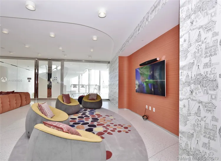 Jade Signature #4003 image #32