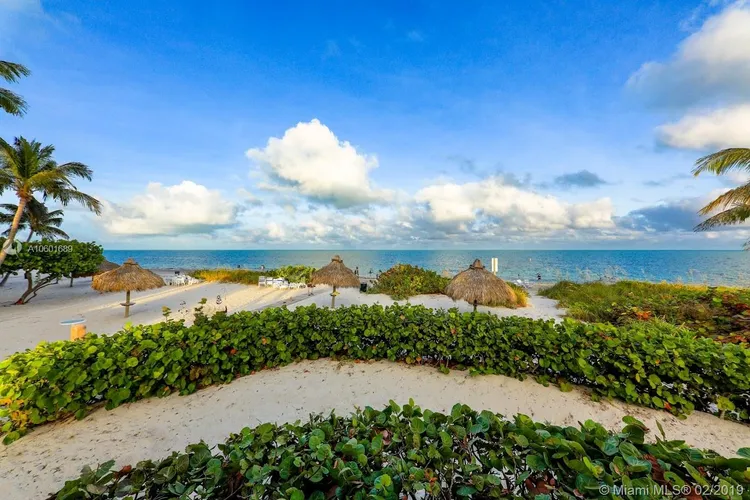 Towers of Key Biscayne #D503 image #21