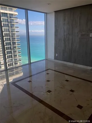 Green Diamond #3607 image #24