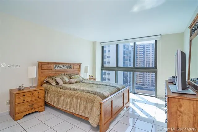 Mirasol Ocean Towers #1704 image #16