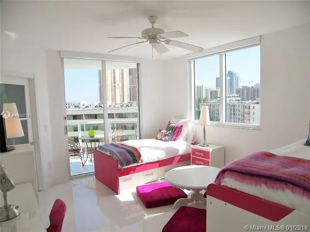 Marina Bay Club #601 image #18