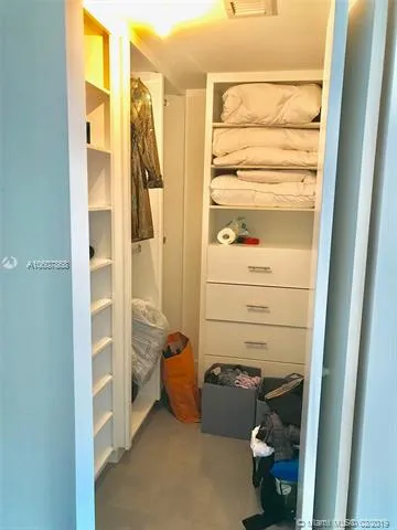 Latitude #2801 image #11