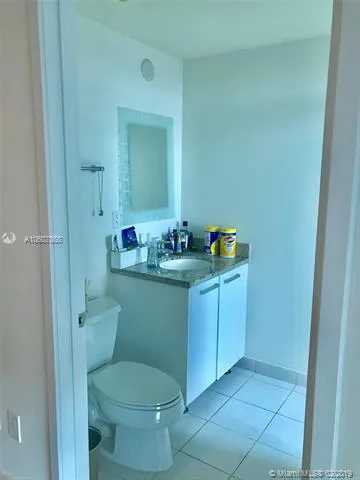 Latitude #2801 image #9