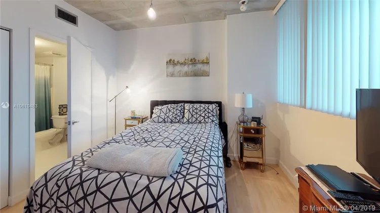 Neo Vertika #2725 image #18