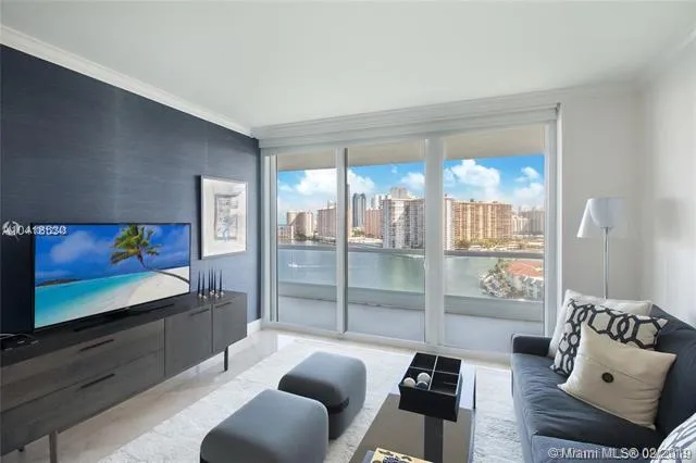 Williams Island 2600 #1104 image #10