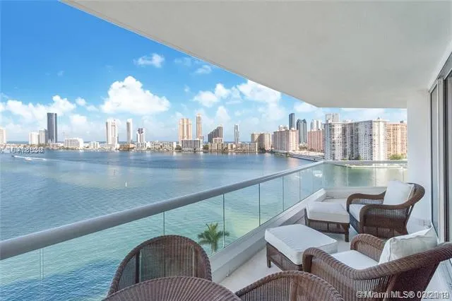 Williams Island 2600 #1104 image #12