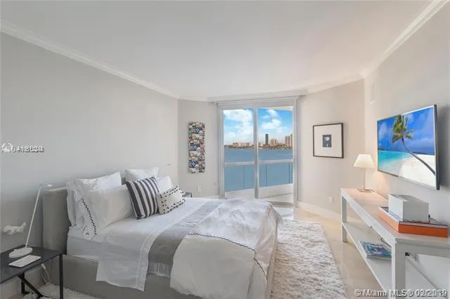 Williams Island 2600 #1104 image #13