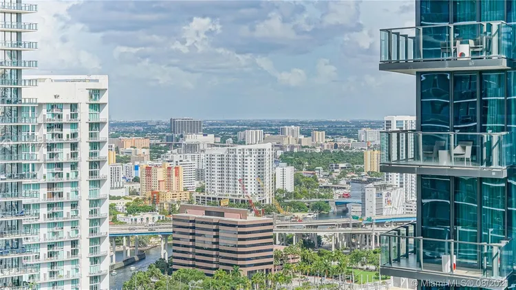 SLS Lux Brickell #3105 image #39