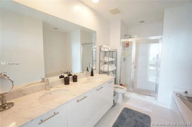 The Plaza on Brickell North #4405 image #18