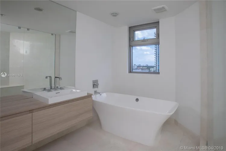 Marina Palms Yacht Club and Residences North Tower #1003 image #11