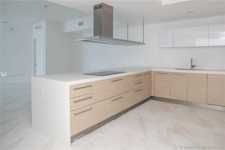 Marina Palms Yacht Club and Residences North Tower #1003 image #13