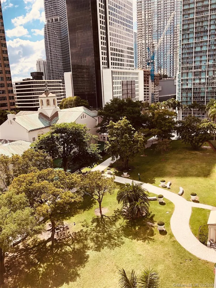 Icon Brickell II #907 image #14