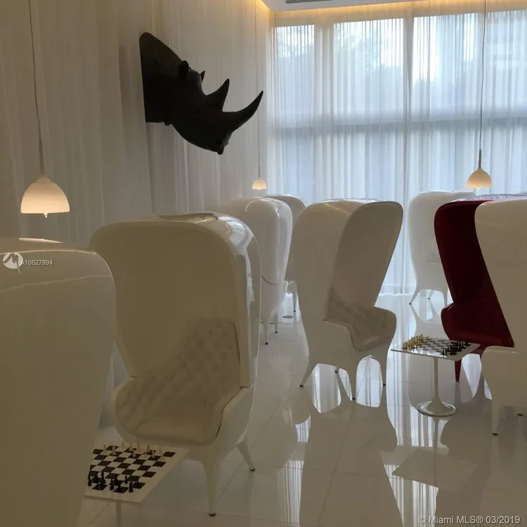 Icon Brickell II #907 image #24