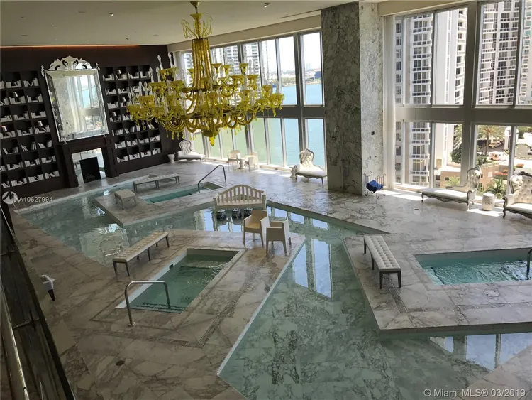 Icon Brickell II #907 image #25