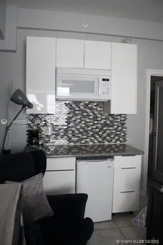 Shelborne #1005 image #13